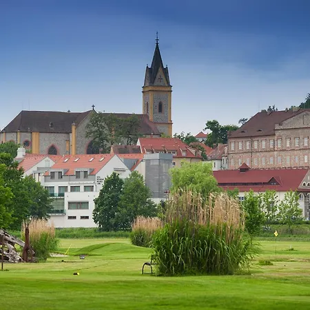 Residence Knizeci Dvur Hotel Hluboka nad Vltavou
