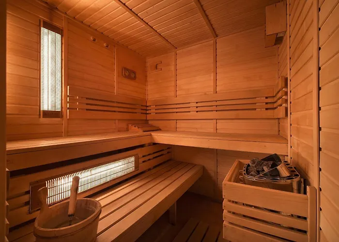 Szálloda Knizeci Dvur Hluboká nad Vltavou