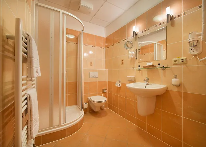 Szálloda Knizeci Dvur Hluboká nad Vltavou